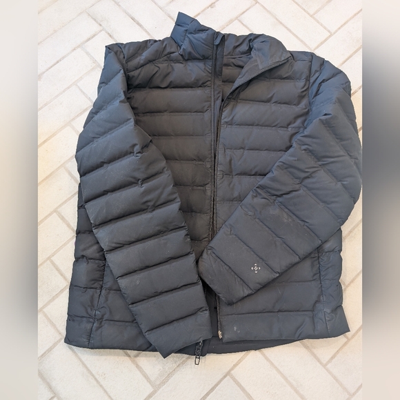 Men's Lululemon Down Puffer Size Large